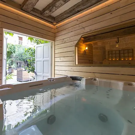 Le Patio & Guest house