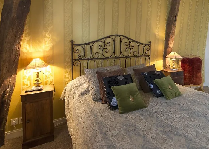 Guest house Le Patio & 4*