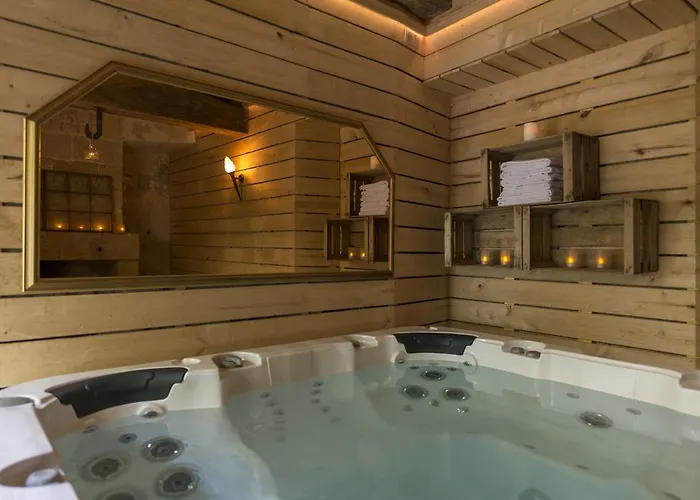 Le Patio & Guest house 4*